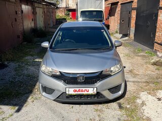 2016 Honda Fit III, серебристый, 700000 рублей, вид 1