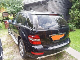 2009 Mercedes-Benz M-Класс 320 II (W164) Рестайлинг, чёрный, 1600000 рублей, вид 4