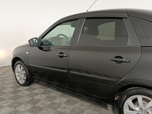 2015 Lada (ВАЗ) Granta I, чёрный, 540000 рублей - вид 19