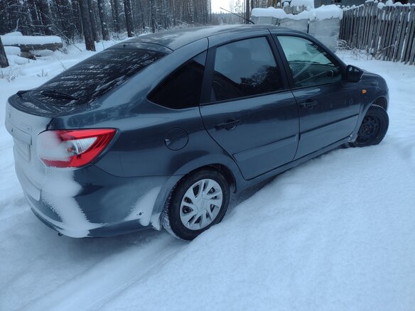 2016 Lada (ВАЗ) Granta I, серый, 450000 рублей - вид 6