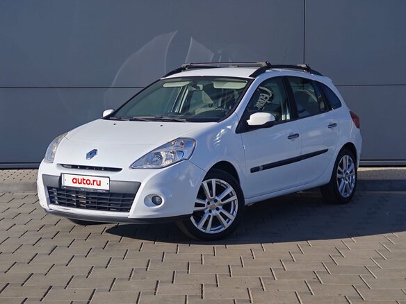 2009 Renault Clio III Рестайлинг, белый, 628200 рублей
