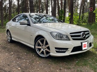 2011 Mercedes-Benz C-Класс 250 III (W204) Рестайлинг, белый, 1500000 рублей, вид 1