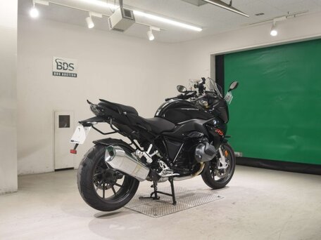 2023 BMW R 1250 RS, чёрный, 1152000 рублей, вид 5