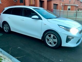 2019 Kia Ceed III, белый, 1600000 рублей, вид 2