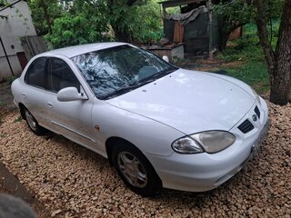 1999 Hyundai Lantra II Рестайлинг, белый, 210000 рублей, вид 2
