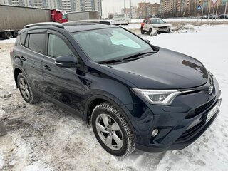 2018 Toyota RAV4 IV (XA40) Рестайлинг, синий, 3350000 рублей, вид 1