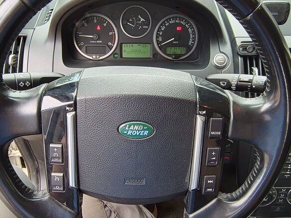 2011 Land Rover Freelander II Рестайлинг, белый - вид 12