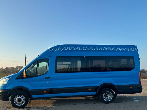 2016 Ford Transit, синий, 1600000 рублей - вид 2