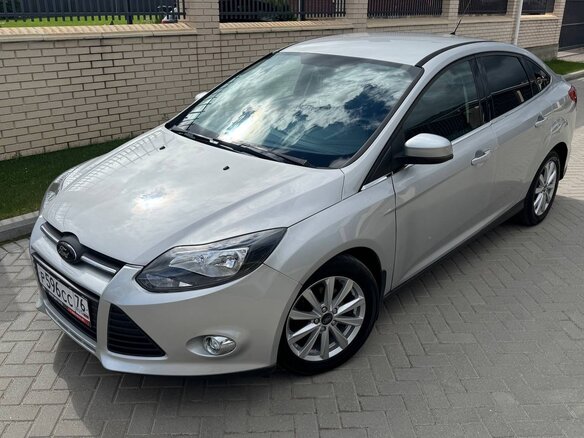 2011 Ford Focus III, серый - вид 9