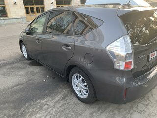 2013 Toyota Prius v (+) I (ZVW40/41), серый, 1615000 рублей, вид 4