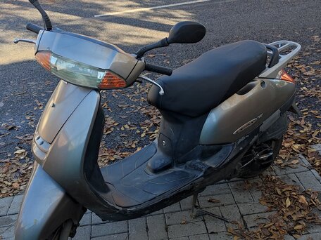 1998 Honda Lead 100, серебристый, 65000 рублей, вид 2