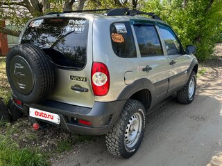2012 Chevrolet Niva I Рестайлинг, серый, 690000 рублей, вид 2