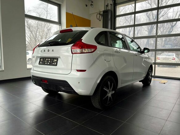 2020 Lada (ВАЗ) XRAY I, белый, 1000000 рублей - вид 3