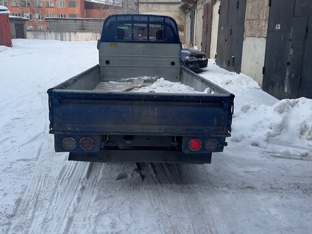 2010 Kia Bongo, синий, 850000 рублей, вид 5