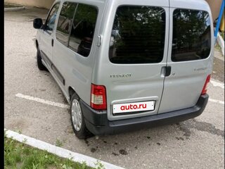 2011 Peugeot Partner I Рестайлинг, серебристый, 460000 рублей, вид 4