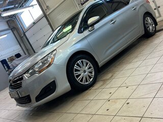 2014 Citroen C4 II, серебристый, 750000 рублей, вид 3