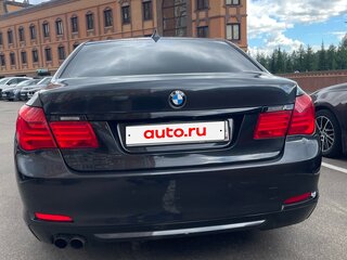 2011 BMW 7 серии Long 730Ld V (F01/F02/F04), серый, 1850000 рублей, вид 5