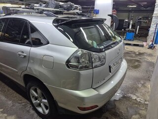 2005 Lexus RX 300 II, серебристый, 1395000 рублей, вид 5