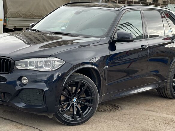 2017 BMW X5 40d III (F15), чёрный, 5500000 рублей - вид 21