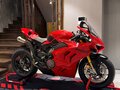 2024 Ducati Panigale V4, красный, 4750000 рублей