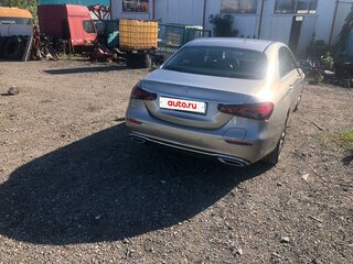 2021 Mercedes-Benz E-Класс 300 de V (W213, S213, C238) Рестайлинг, серебристый, 5200000 рублей, вид 4
