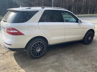 2014 Mercedes-Benz M-Класс 400 III (W166), белый, 3200000 рублей, вид 3