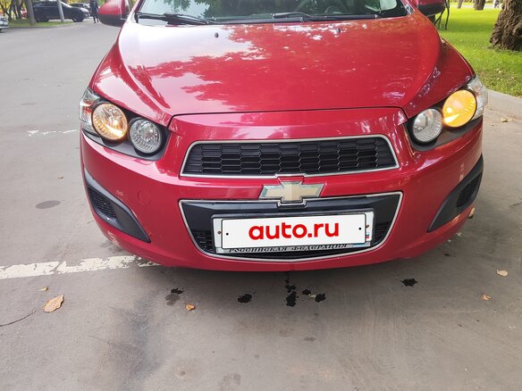 2013 Chevrolet Aveo II, красный - вид 2