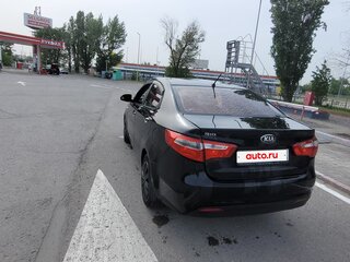 2013 Kia Rio 4-speed III, чёрный, 530000 рублей, вид 5