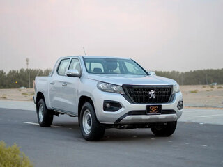 2023 Peugeot Landtrek, серебристый, 4331932 рублей, вид 1