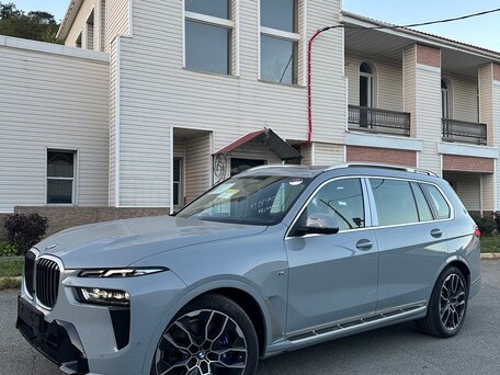 BMW X7 I (G07) Рестайлинг