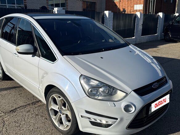 2013 Ford S-MAX I Рестайлинг, белый, 1200000 рублей