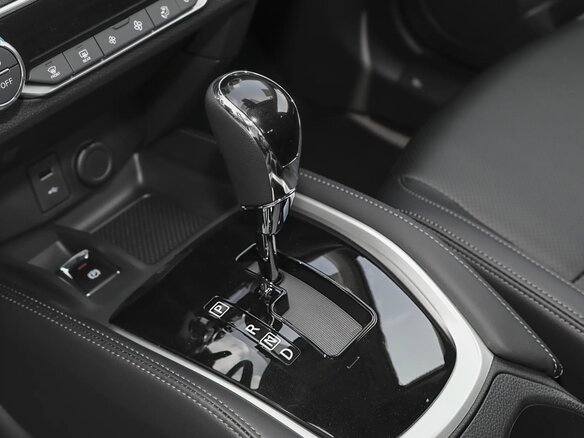 2026 Nissan X-Trail III Рестайлинг 2, белый, 2540000 рублей - вид 11