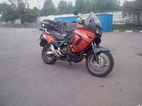 1999 Honda XL1000V Varadero, красный, 399000 рублей, вид 1