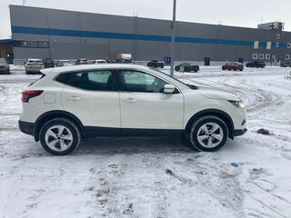 2019 Nissan Qashqai II Рестайлинг, белый, 1090000 рублей, вид 2