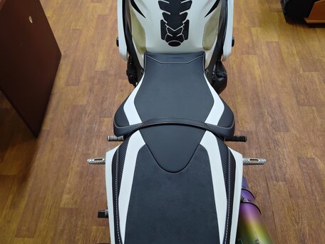 2009 Honda CBR 1000 RR/RA Fireblade, белый, 750000 рублей, вид 3