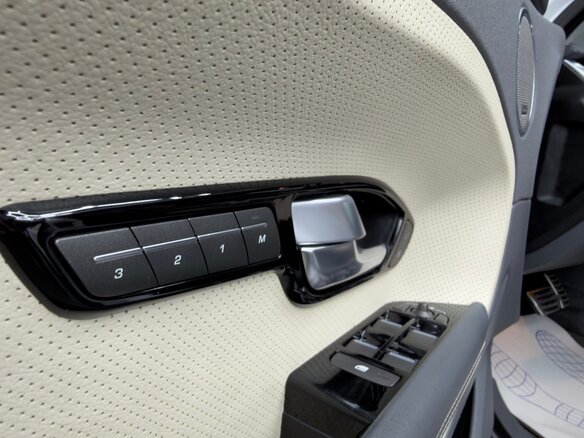 2013 Land Rover Range Rover Evoque 6-speed I, белый - вид 12