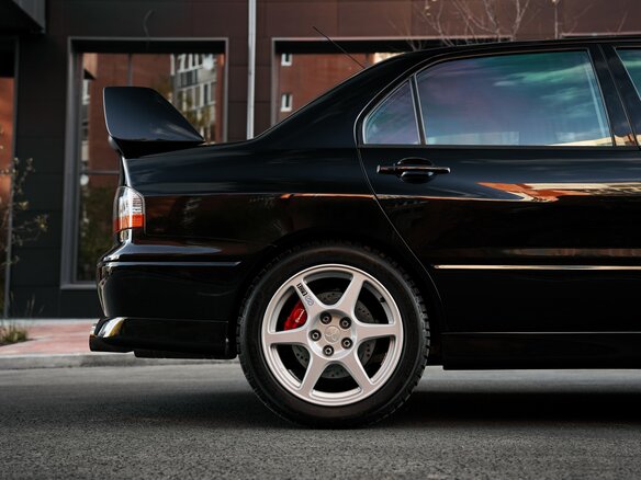 2004 Mitsubishi Lancer Evolution VIII, чёрный - вид 7