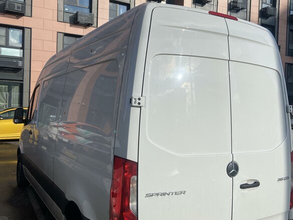 2023 Mercedes-Benz Sprinter, белый, 5850000 рублей - вид 3