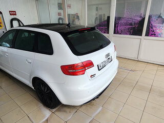 2010 Audi A3 II (8P) Рестайлинг 2, белый, 1000000 рублей, вид 4