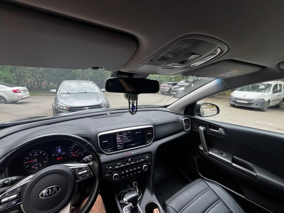 2021 Kia Sportage IV Рестайлинг, серый, 3150000 рублей - вид 5