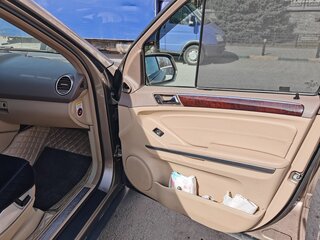 2009 Mercedes-Benz M-Класс 320 II (W164) Рестайлинг, золотистый, 1650000 рублей, вид 4