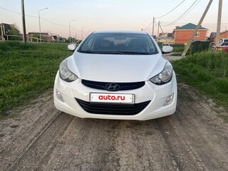 2013 Hyundai Elantra V (MD), белый, 1500000 рублей, вид 1