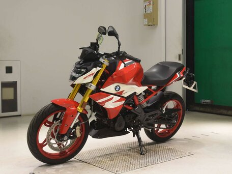 2023 BMW G 310 R, красный, 517000 рублей, вид 4