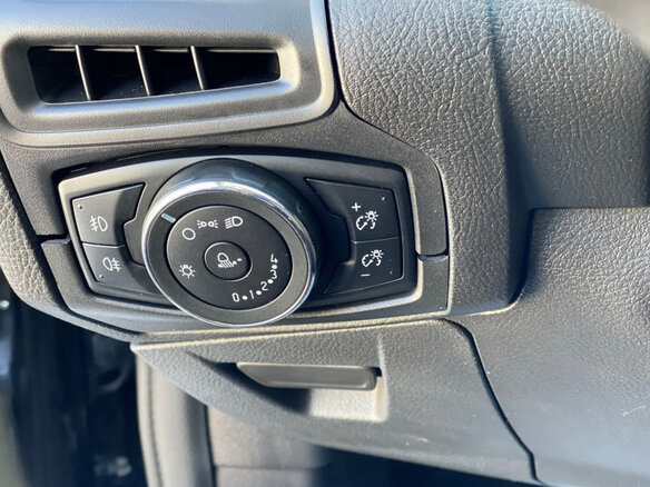 2012 Ford Focus III, чёрный - вид 23