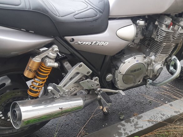 1998 Yamaha XJR1300, серебристый, 300000 рублей - вид 6