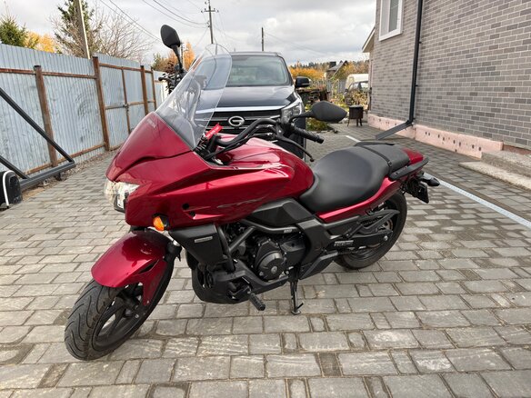 2014 Honda CTX 700, красный, 580000 рублей