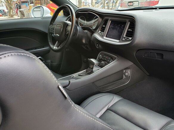 2019 Dodge Challenger III Рестайлинг 2, белый - вид 19