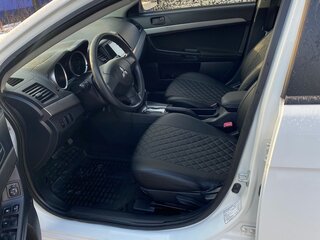 2008 Mitsubishi Lancer X, белый, 700000 рублей, вид 4