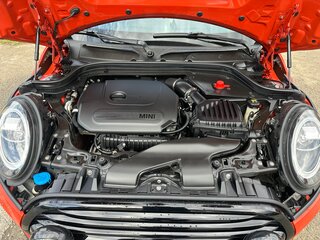 2020 Mini Hatch Cooper III (F55/F56) Рестайлинг, оранжевый, 2000000 рублей, вид 4