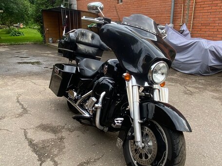 2008 Harley-Davidson Street Glide, чёрный, 700000 рублей, вид 2